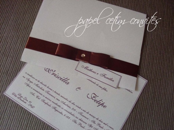 Papel cetim convites convite de casamento creme e marrom Papel cetim convites convite de casamento creme e marrom