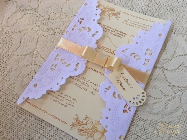 Convite de casamento com doilie e laço no elo7 Convite de casamento com doilie e laço no elo7