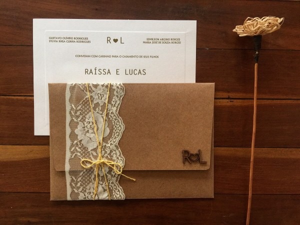 Convite em papel kraft Convite em papel kraft