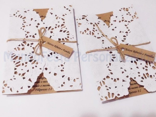 Convite de casamento rústico kraft com papel renda Convite de casamento rústico kraft com papel renda