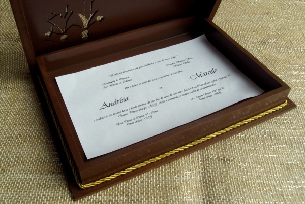 Caixa para convite de casamento marron no elo7 Caixa para convite de casamento marron no elo7