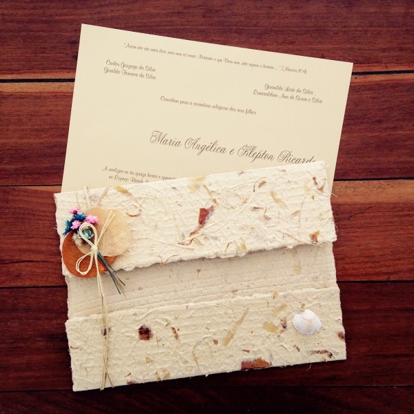 Convite em papel reciclado Convite em papel reciclado