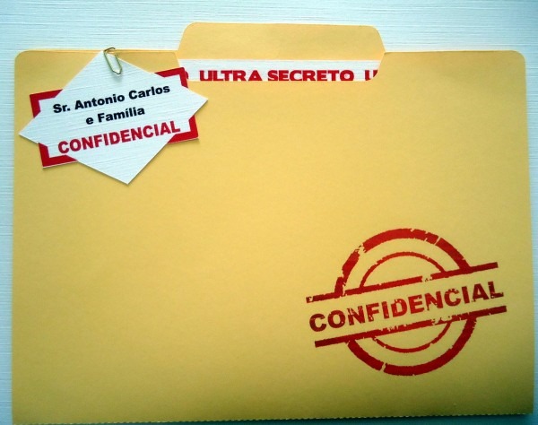 Convite de festa surpresa Convite de festa surpresa