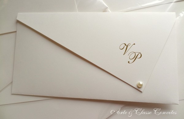 Convite clássico creme Convite clássico creme