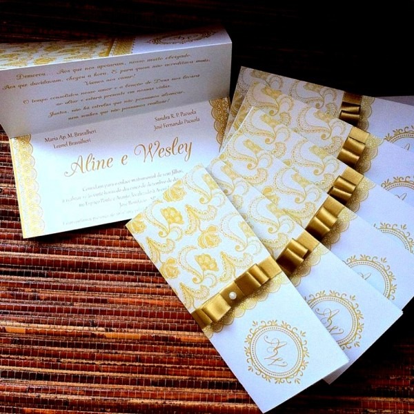 Surpreendente de fotos convite casamento dourado no elo7 plumagem