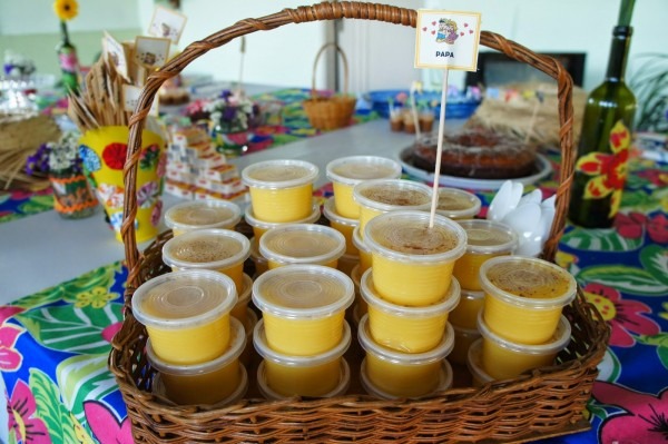 Chá de panela com o tema festa junina Chá de panela com o tema festa junina