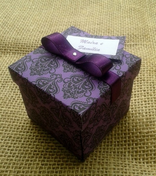 Convite de 15 anos roxo e preto no elo7