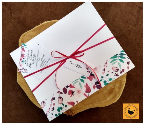 Convite de casamento floral simples e elegante e005 (50 uni) Convite de casamento floral simples e elegante e005 (50 uni)