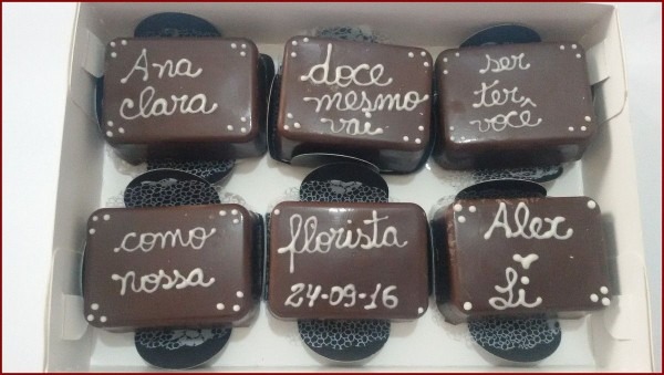 Convite de padrinhos em pão de mel produto exclusivo para cada Convite de padrinhos em pão de mel produto exclusivo para cada