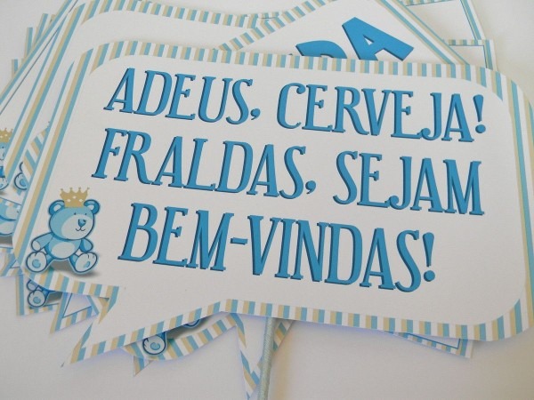 Kit com 10 plaquinhas com frases divertidas com o tema chá de bebê Kit com 10 plaquinhas com frases divertidas com o tema chá de bebê