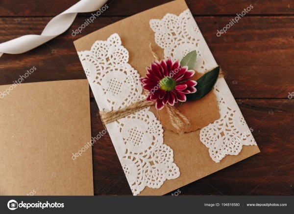 Como fazer convite casamento conceito diy rústico postura plana Como fazer convite casamento conceito diy rústico postura plana