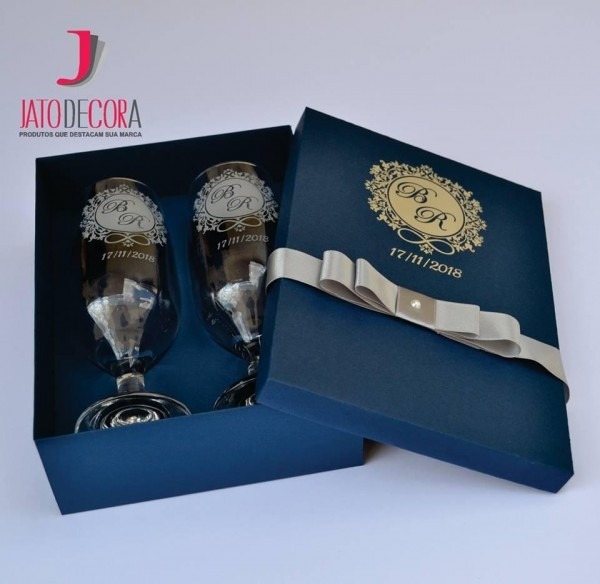 Kit presente convite padrinhos casamento taça e caixa Kit presente convite padrinhos casamento taça e caixa